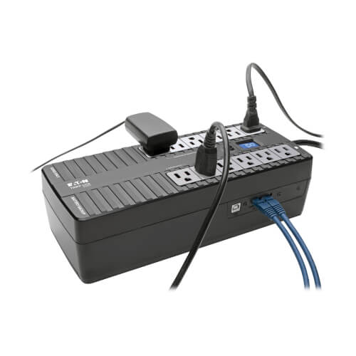 Tripp Lite ECO850LCD 850VA / 425W Standby UPS - vue en angle